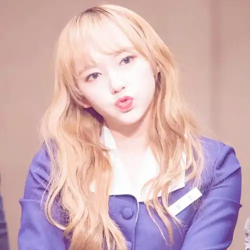 程潇女爱豆头像