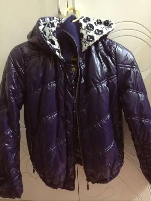 甩厚外套,一律50元