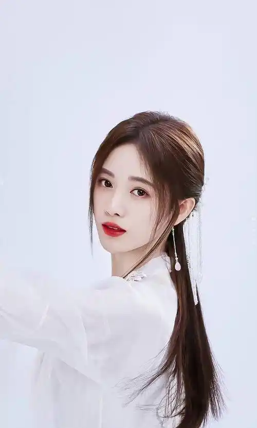 鞠婧祎被曝耍大牌,嚣张地将粉丝赶下电梯,代拍难道也配叫粉丝吗_视频