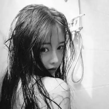 女头像霸气超拽侧身帅气 冷酷 霸气头像图片大全 -【爱个性】