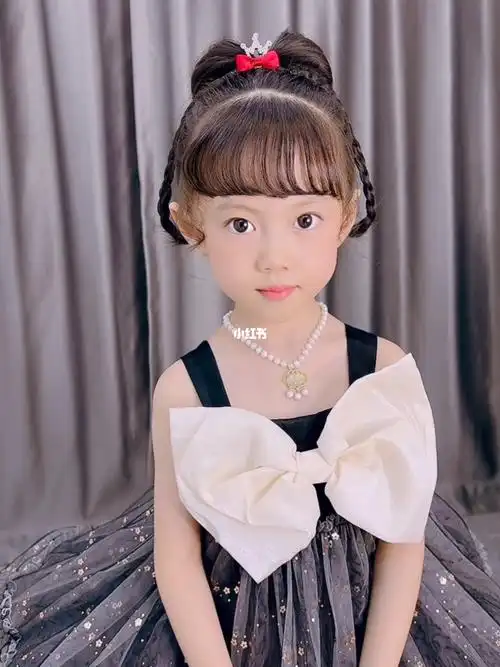 蝴蝶结小公主发型