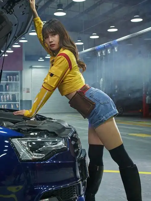 女星宋昕冉机车服写真