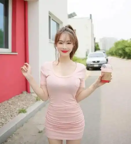 韩国嫩模金惠美:牵着你的手,我知道,你是我用生命等来的守候!