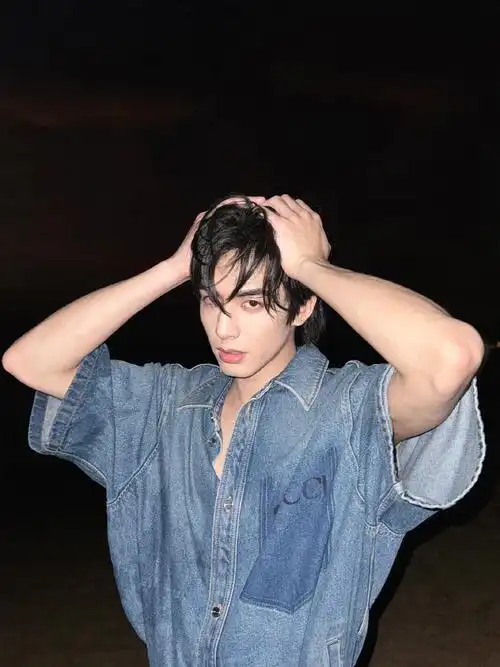 宋威龙超话92#再一次爱出发#    后台开放vol.