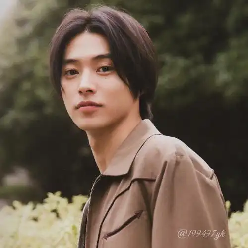 日本帅哥头像持续更新别被封面骗了真的不是沙雕图楼