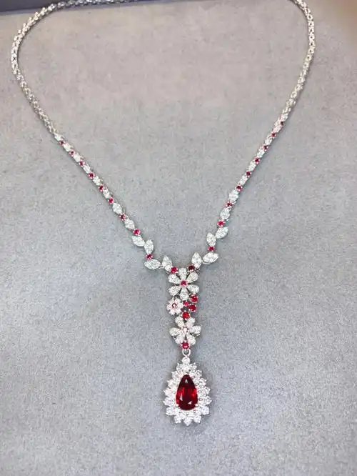 红宝石项链