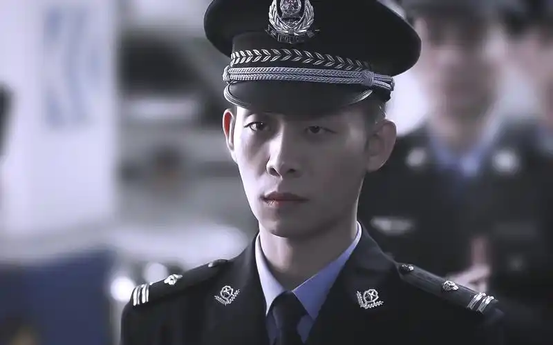 【张译/重生】秦驰个人he向|他明明是英雄啊