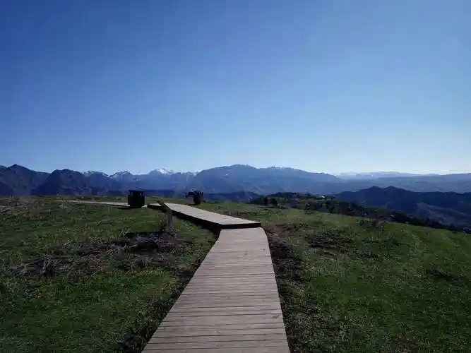 新疆霍城福寿山大西沟游