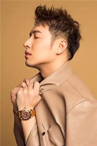 潘玮柏时尚大片曝光温暖迷幻少年感十足