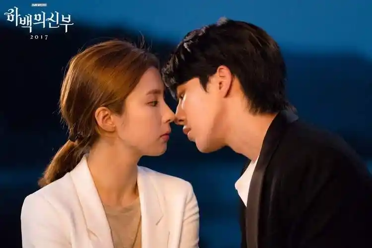 [南柱赫][分享]170830 南柱赫《河伯的新娘2017》剧照更新 甜蜜落日之