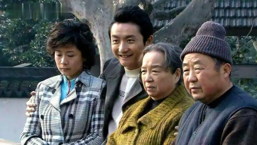 双面胶电视剧大结局是什么