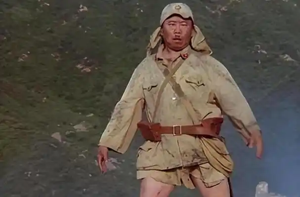 电影上映后,日本网友对潘长江的批评之声也是不绝于耳,纷纷表示不满和