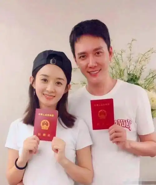 冯绍峰得意极了!我那"大杀四方"的前妻赵丽颖,如今到底有多牛