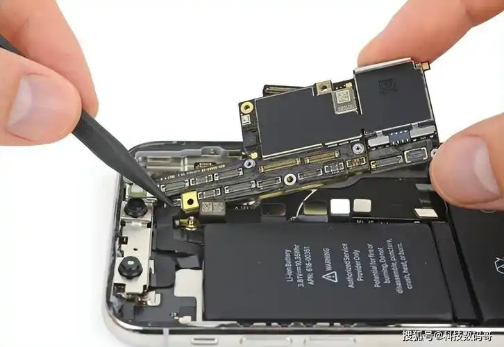 iphone14promax拆解,内部结构比国产机更好看,难怪价格不菲_苹果_主板