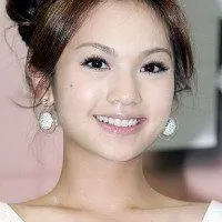 杨丞琳头像高清图片大全_名人杨丞琳真人头像大图下载【点击鼠标右键