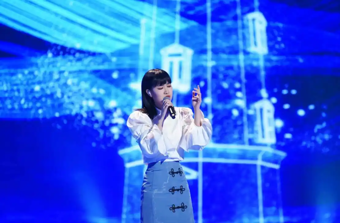 华彩少年钟颖《灯塔》惊艳全场 坚守信念为梦想发声