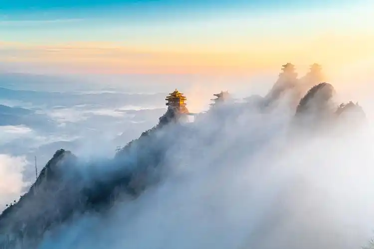 仙风道骨老君山