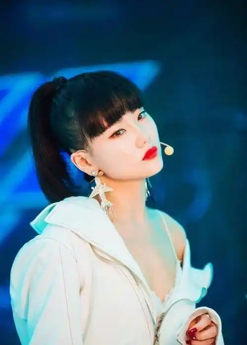 黄龄倒数第二,黄圣依张雨绮中上_姐姐_万茜_排名