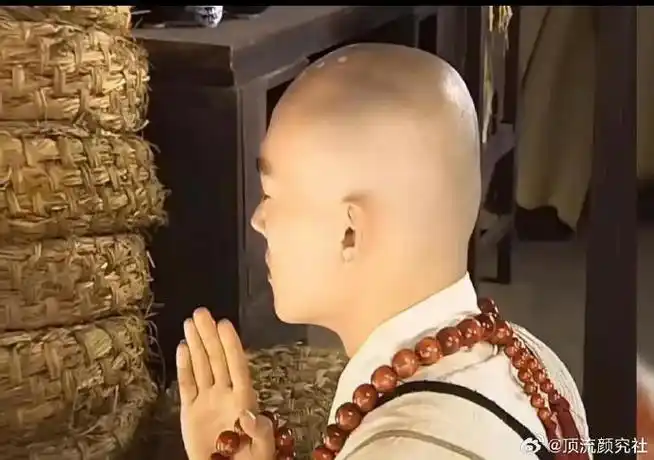 才发现这几个山东籍的明星都是扁头