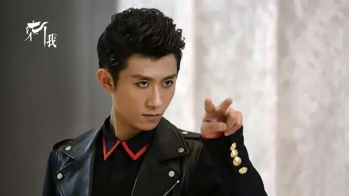 张一山《柒个我》人物剧照