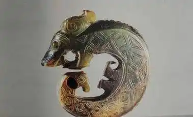 原创红山玉龙猪龙与c龙如何用除了祈雨求收置于墓主胸背以升天