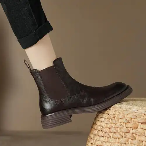 复古个性小众头层羊皮粗跟2023切尔西短靴烟筒靴女人气爆款