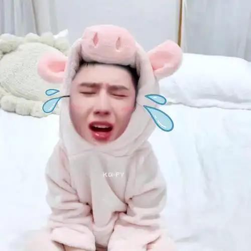 摩托姐姐眼里的奶膘富翁——王一博——人类幼崽(多图慎点)