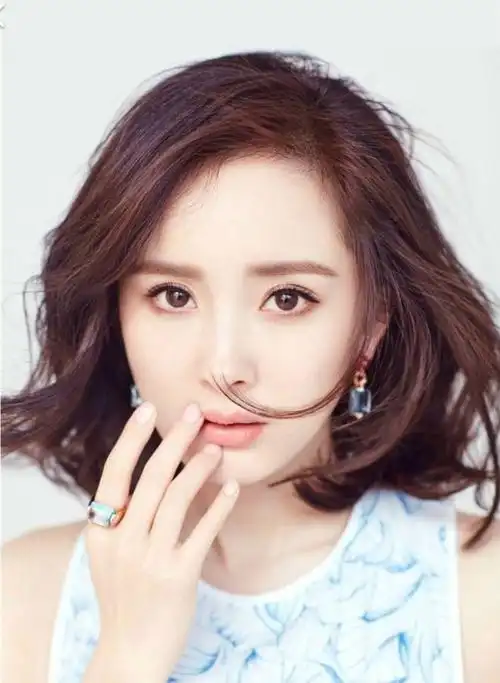 杨幂精致女神脸