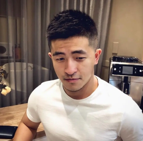 这才是20~35岁直男该有的发型