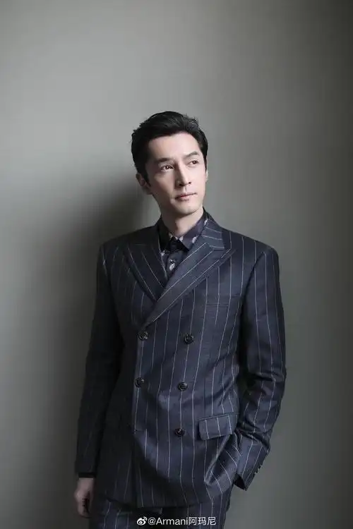 得给我男神胡歌盖个楼繁花深处寻一轮古月映梦如昼风雨归时载一叶诗书