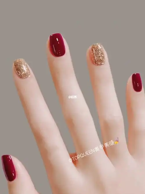 又耐看仙女们快来入手吧@topqueen美甲美睫#亲手晒美甲 #显白美甲