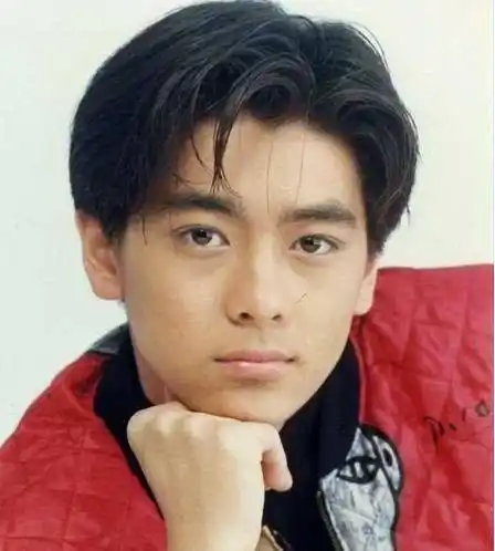 帅男热门发型10年变迁史