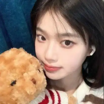 qq头像女生2022最火真人高清图片