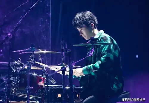 我们的乐队连续两场比赛他们为何都能获得全场高评价认可