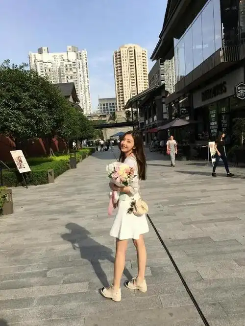 王思聪带女友产检 回顾豆得儿含龙根事件