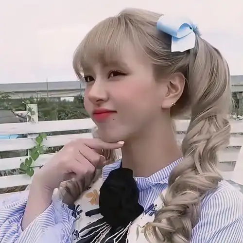 鬼马少女孙彩瑛|18张头像合集