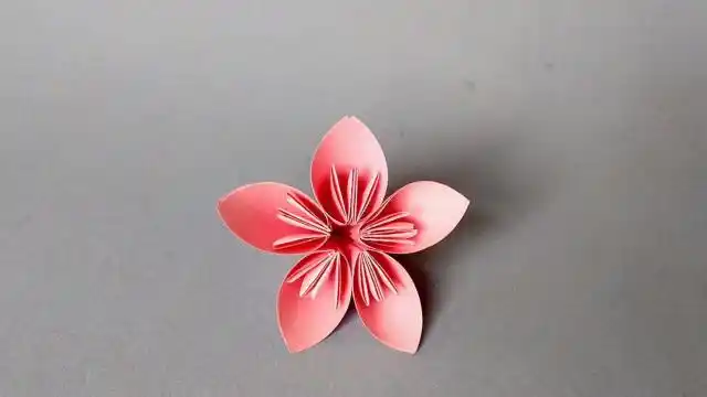 幼儿园元旦亲子手工樱花折纸