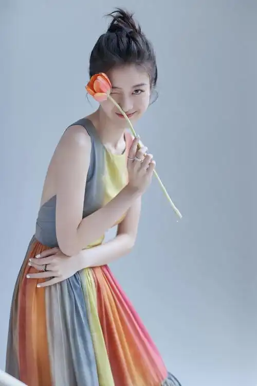 张雪迎彩虹长裙写真图片612