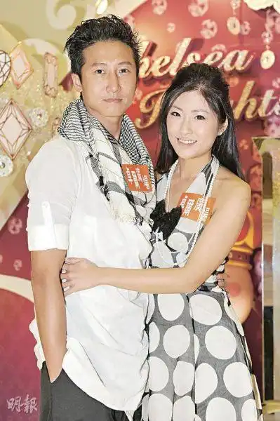 洪天明透露准妻子周家蔚想生龙宝宝(图)