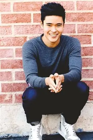 偶要 好声音 刘伟男哒生活照 越多越好 (29>02 29)谢谢啊