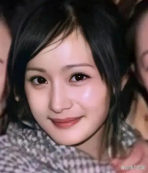 眼睛漂亮的女星只服这4位天生狐狸眼妩媚灵动都是大美女