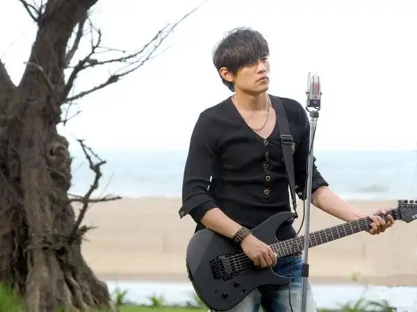 周杰伦壁纸(多尺寸)图片-1600x1200.259k.高清大图-明星写真馆n63.com