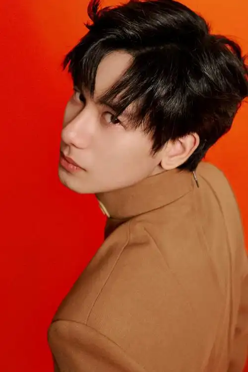 胡先煦与自己交手##智族gq创意大赏##智族gqcreative