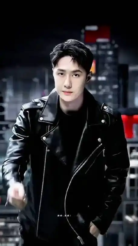 王一博黑皮衣造型##王一博宝可梦同框了##王一博皮衣造型好a