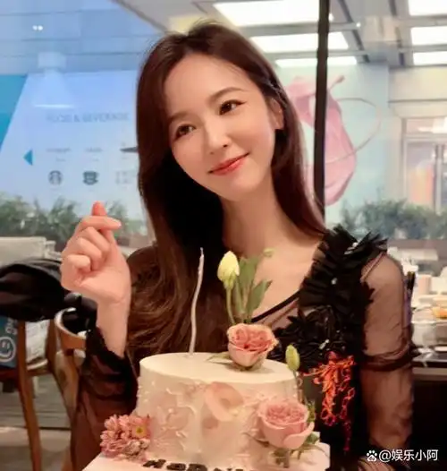 和马景涛离婚后,单身带俩娃的吴佳尼,如今活成了人生