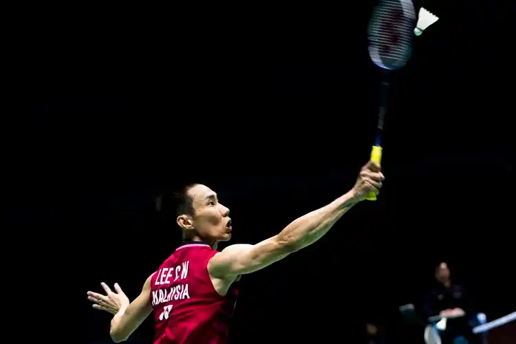 羽毛球亚锦赛:李宗伟晋级八强