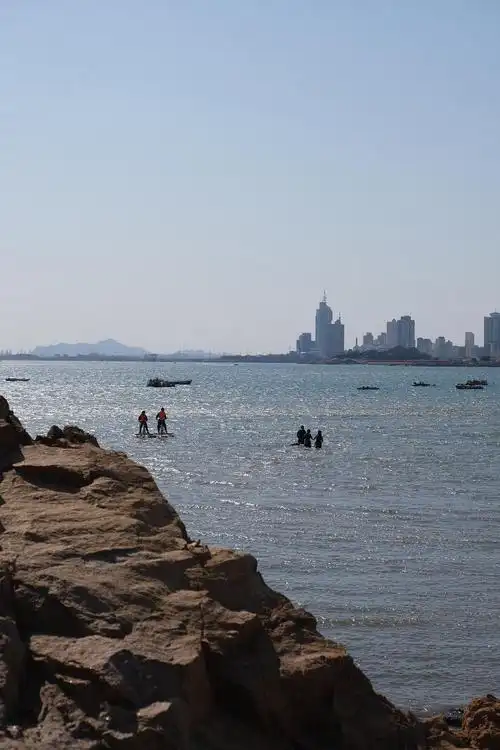 青岛 阴天晴天夕阳下的海