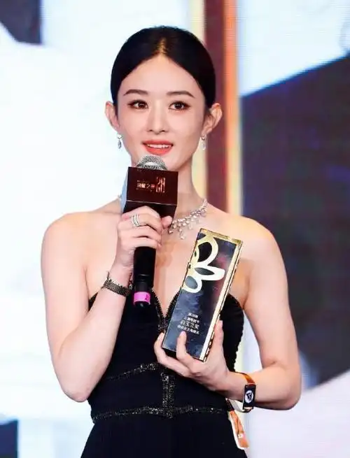 刘亦菲的溜肩,赵丽颖的小脚,治好了我的容貌焦虑