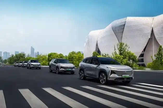 2 超混cp联动 新能源车普及还需更多爆款加持