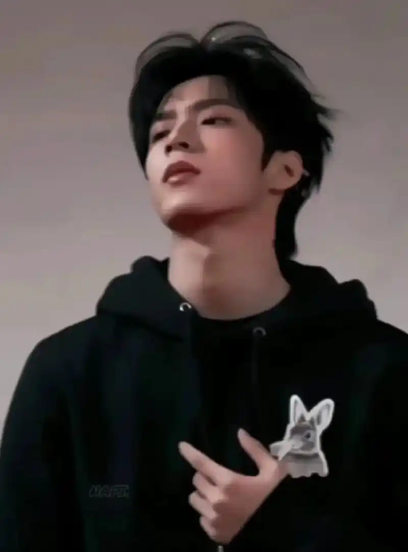 可狼可奶 #理想型 #刘耀文 #爱惨了 - 抖音